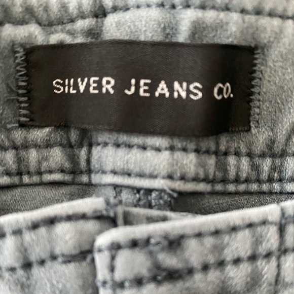 SILVER jeans utility slim crop W30 L25 - Picture 4 of 4